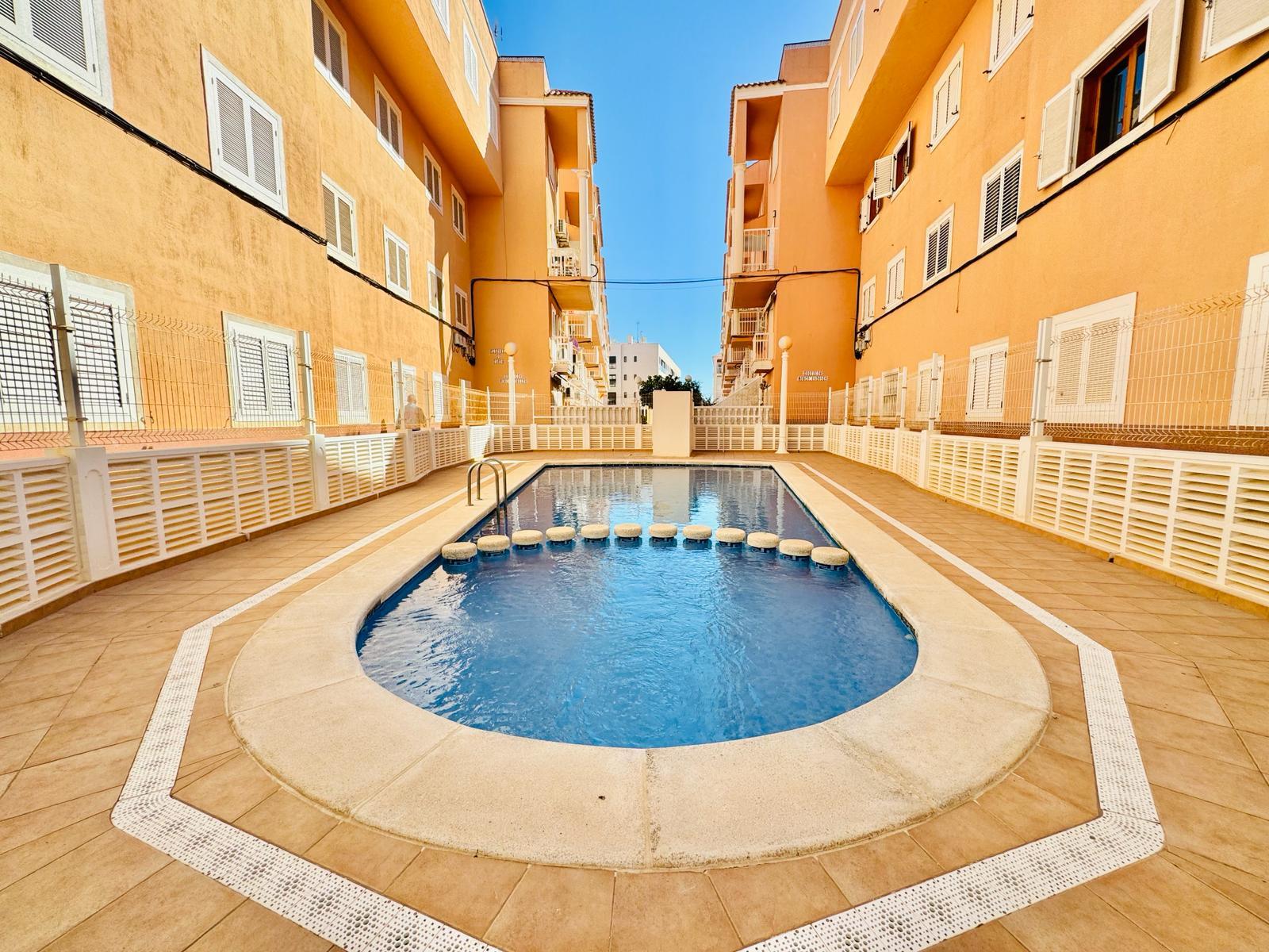 Apartment in Torrevieja Resale Costa Blanca South